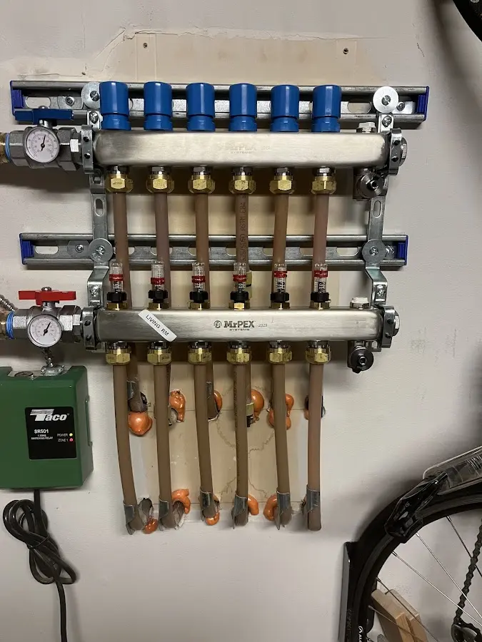 Plumber performing Gas Leak Detection at a residential property in Nacogdoches